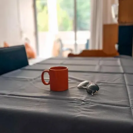 Appt T2 4 Couchages Climatisation Piscine * Sète